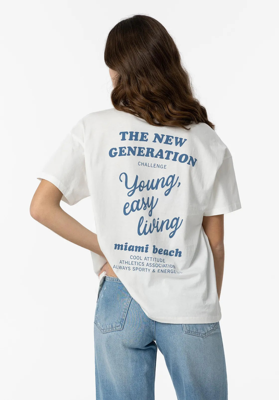 Camiseta manga corta con estampado.