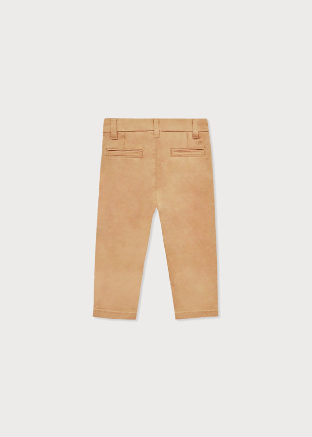 Pantalón chino