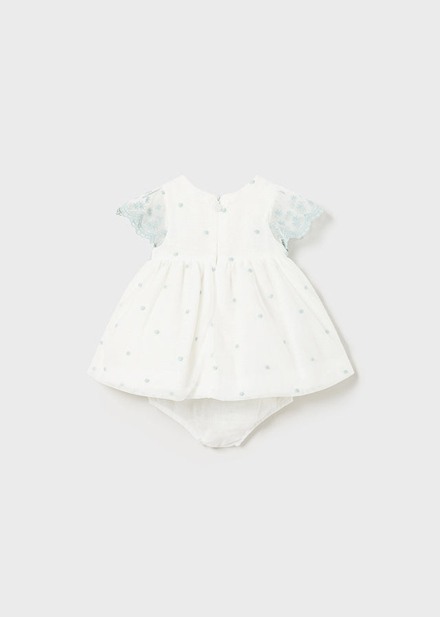 Vestido de tul bordado