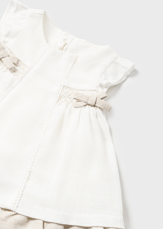 Vestido con braguita.