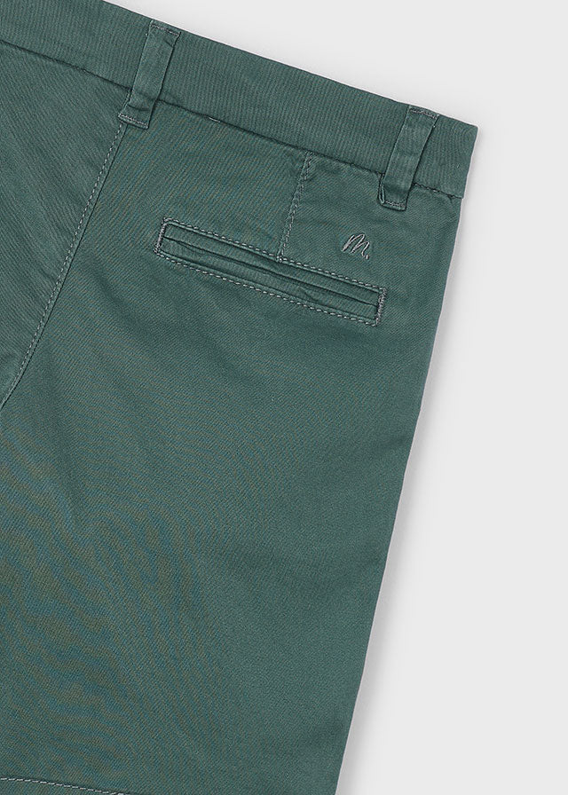 Bermuda chino verde