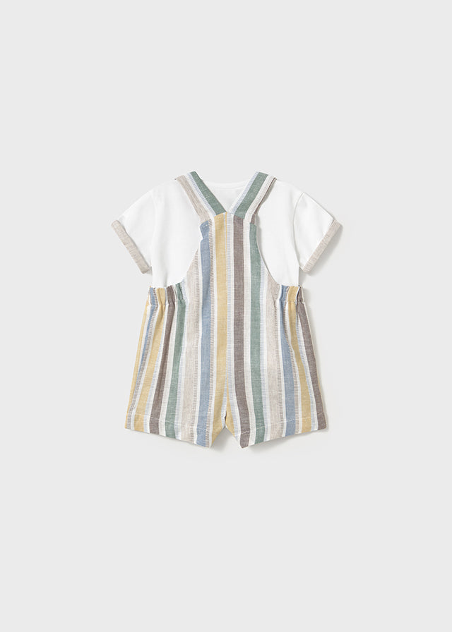 Conjunto peto y camiseta multicolor