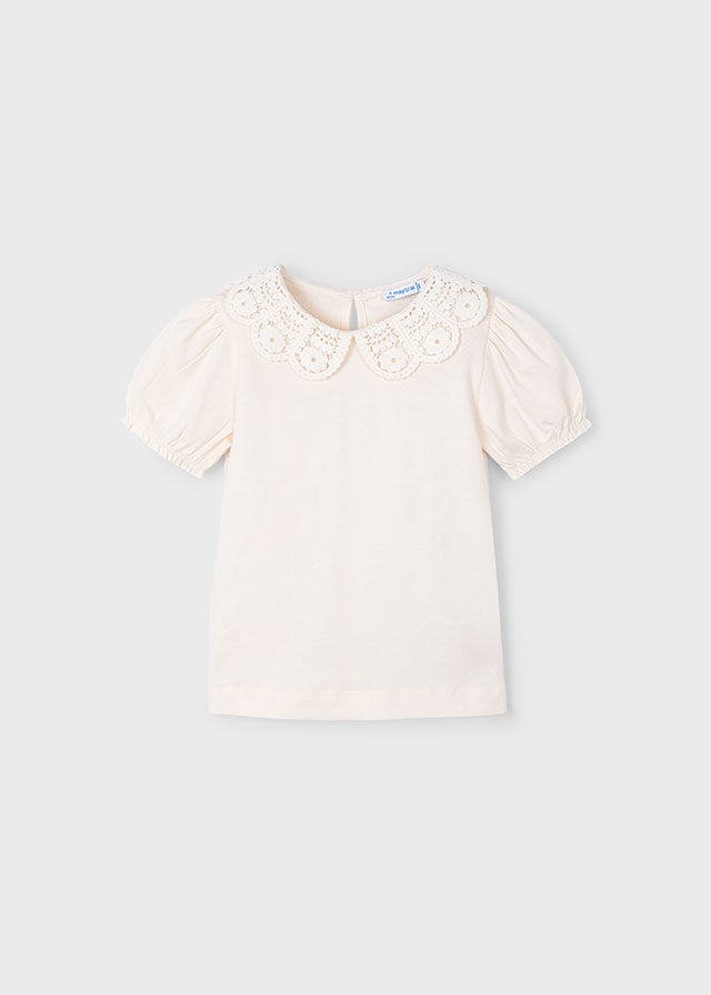 Camiseta cuello crochet