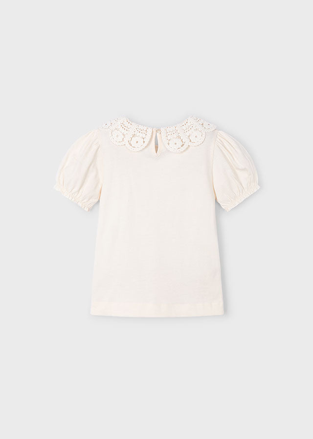 Camiseta cuello crochet