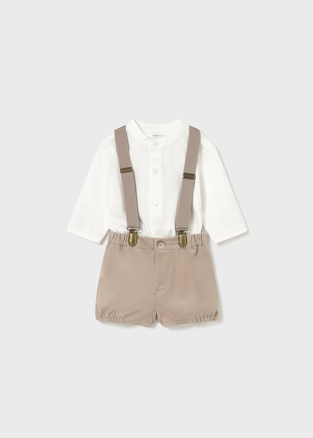 Conjunto peto y camisa