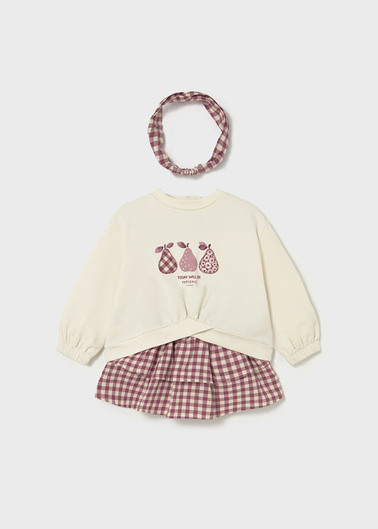 Conjunto sudadera y falda