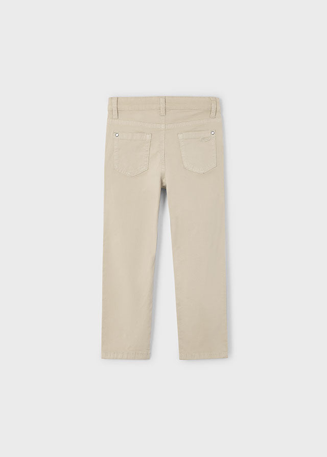 Pantalón sarga slim fit básico