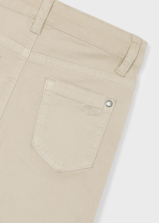 Pantalón sarga slim fit básico