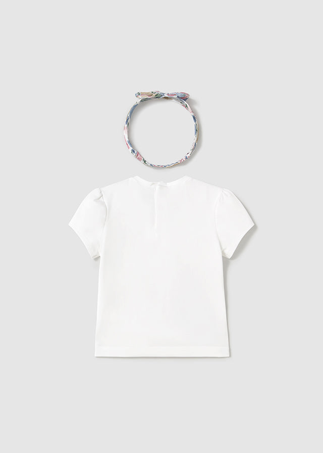 Camiseta con diadema blanca