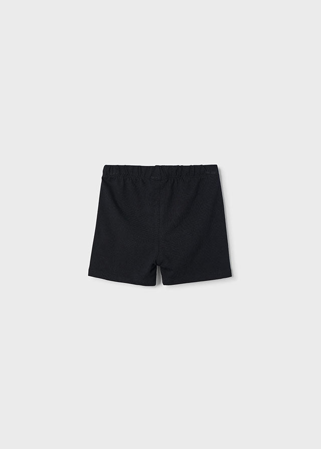 Short color negro